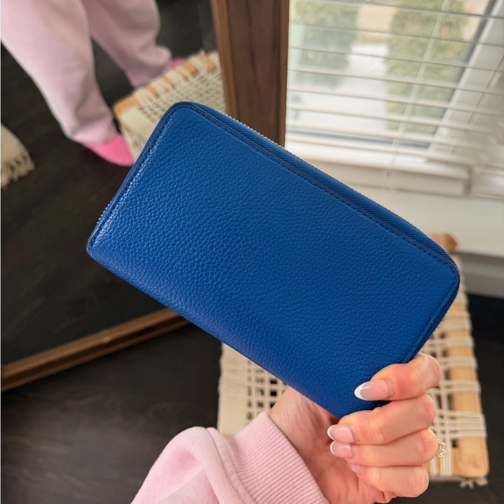 Michael Kors Leather Wallet - Picture 2 of 5